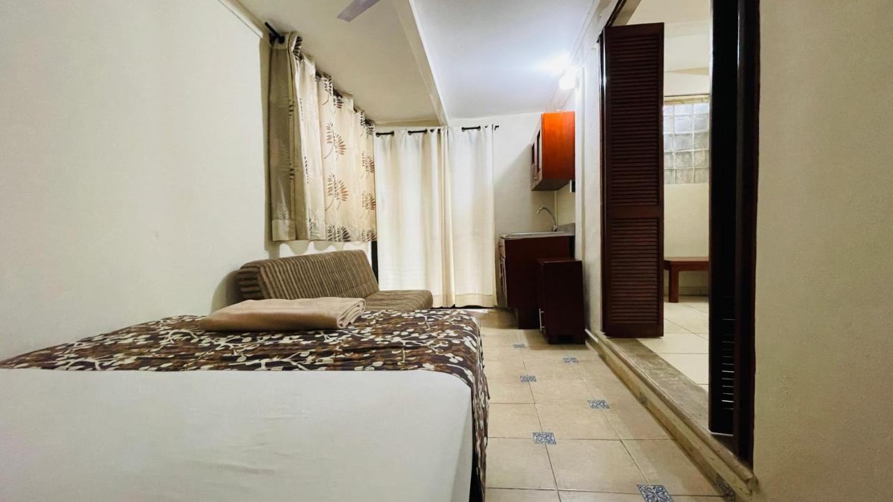 Hotel B&B - 5Th Avenue Playa del Carmen Eksteriør billede A room at the hotel